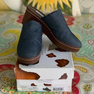 Donald J Pliner RAC Washed Denim Clogs